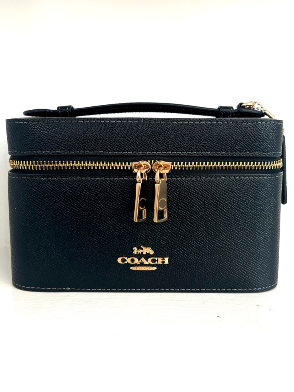 COACH leather cosmetic case🖤🖤 - Picture 5 of 8